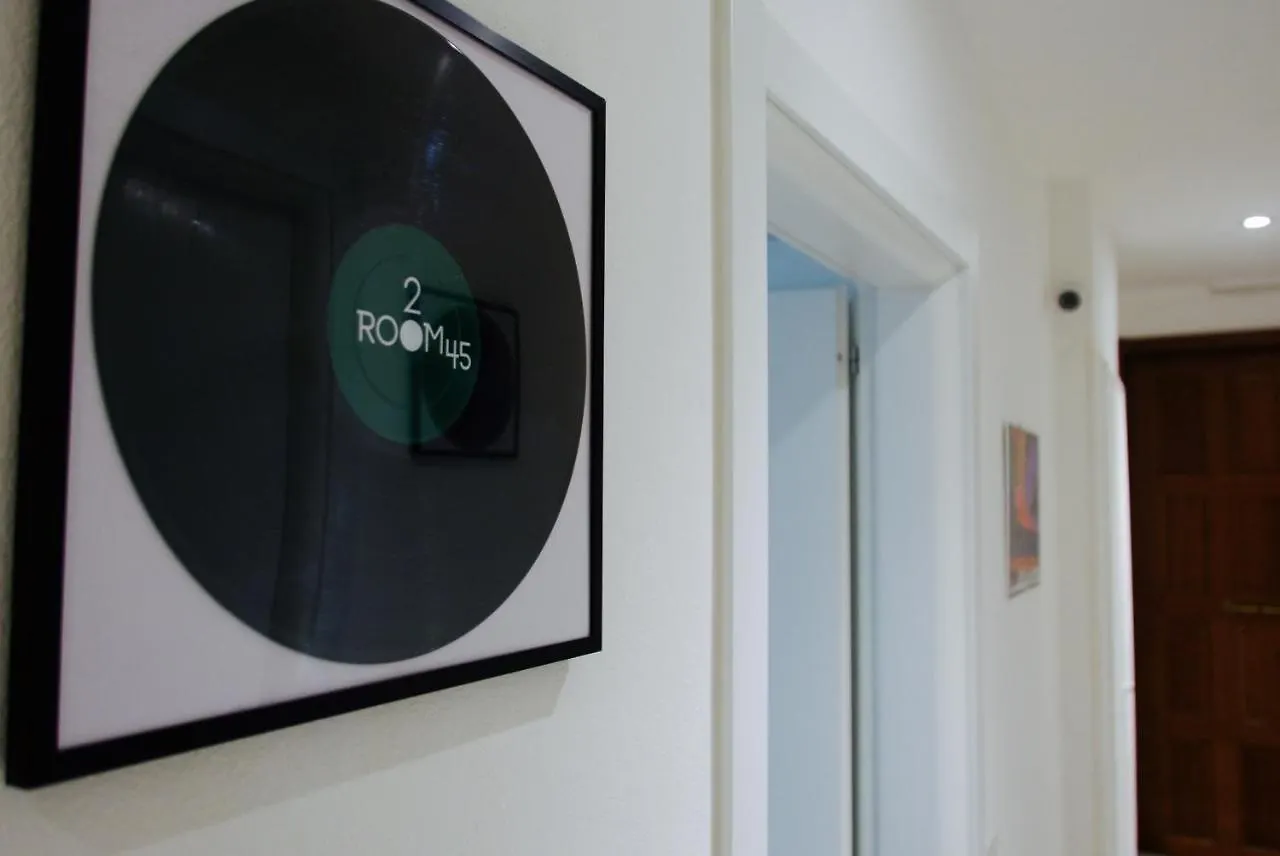 Room 45 Firenze Affittacamere